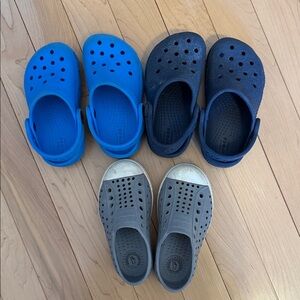 Toddler crocs /natives